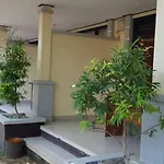 Gina\'S Guest House